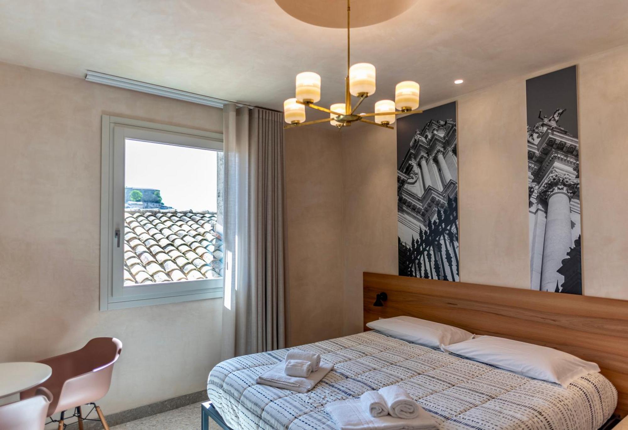 La Casa Di Irene - Suites Con Vista Ragusa Buitenkant foto