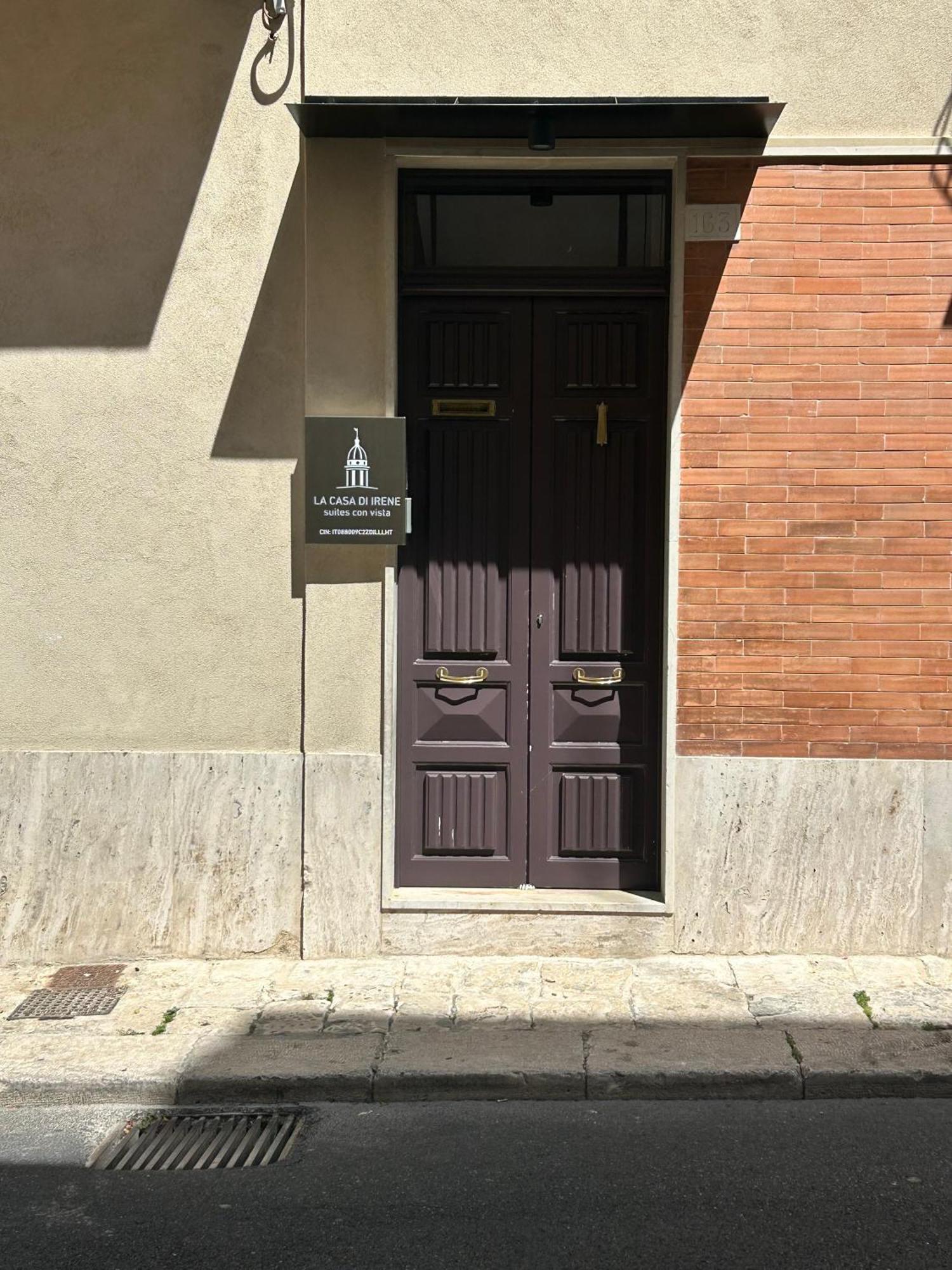 La Casa Di Irene - Suites Con Vista Ragusa Buitenkant foto